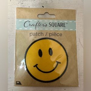 Smiley face iron on patch crafters square iron on patch new